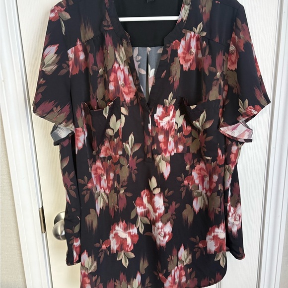 Torrid Harper Floral Chiffon Blouse | Size 3 (3X) | Flowy Short Sleeve - Picture 2 of 4